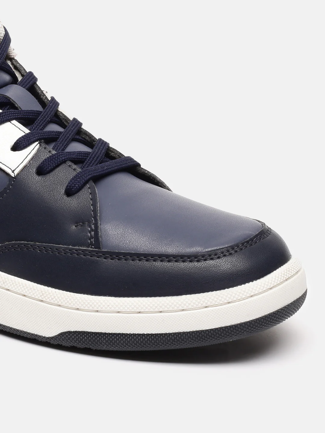 Fila White Teller Men's Sneakers - Image 5