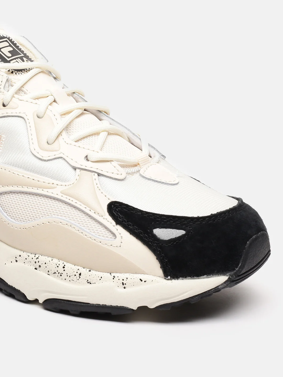 Fila Red Ray Tracer Apex Men's Sneakers - Image 5