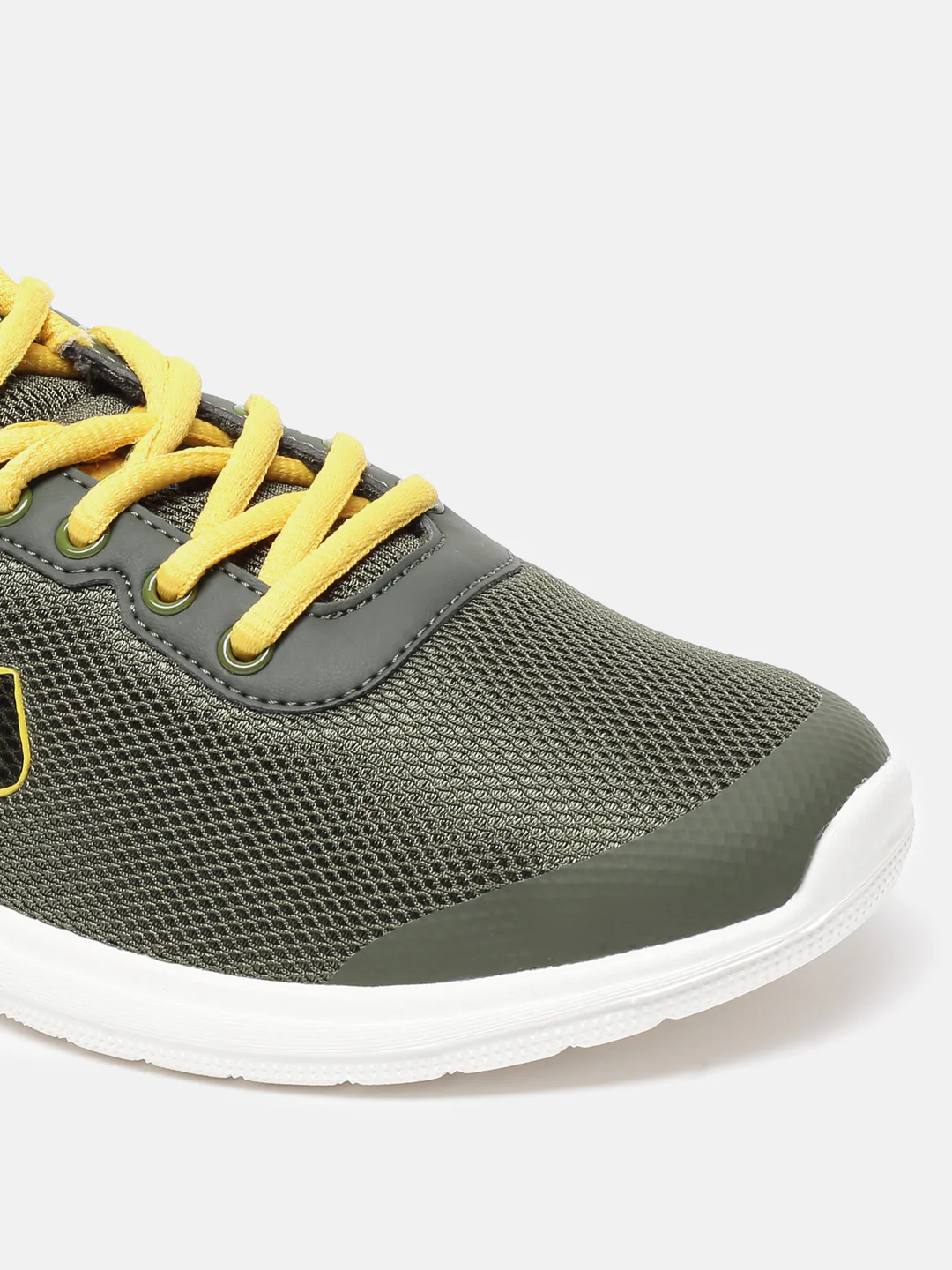 Fila White Benna Men's Running Shoes - Image 6