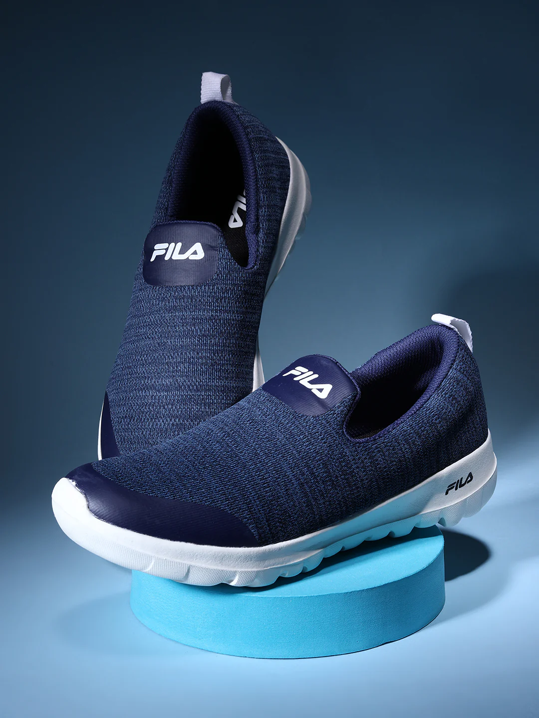 Fila Black Kuser Women's Running Shoes - Image 2