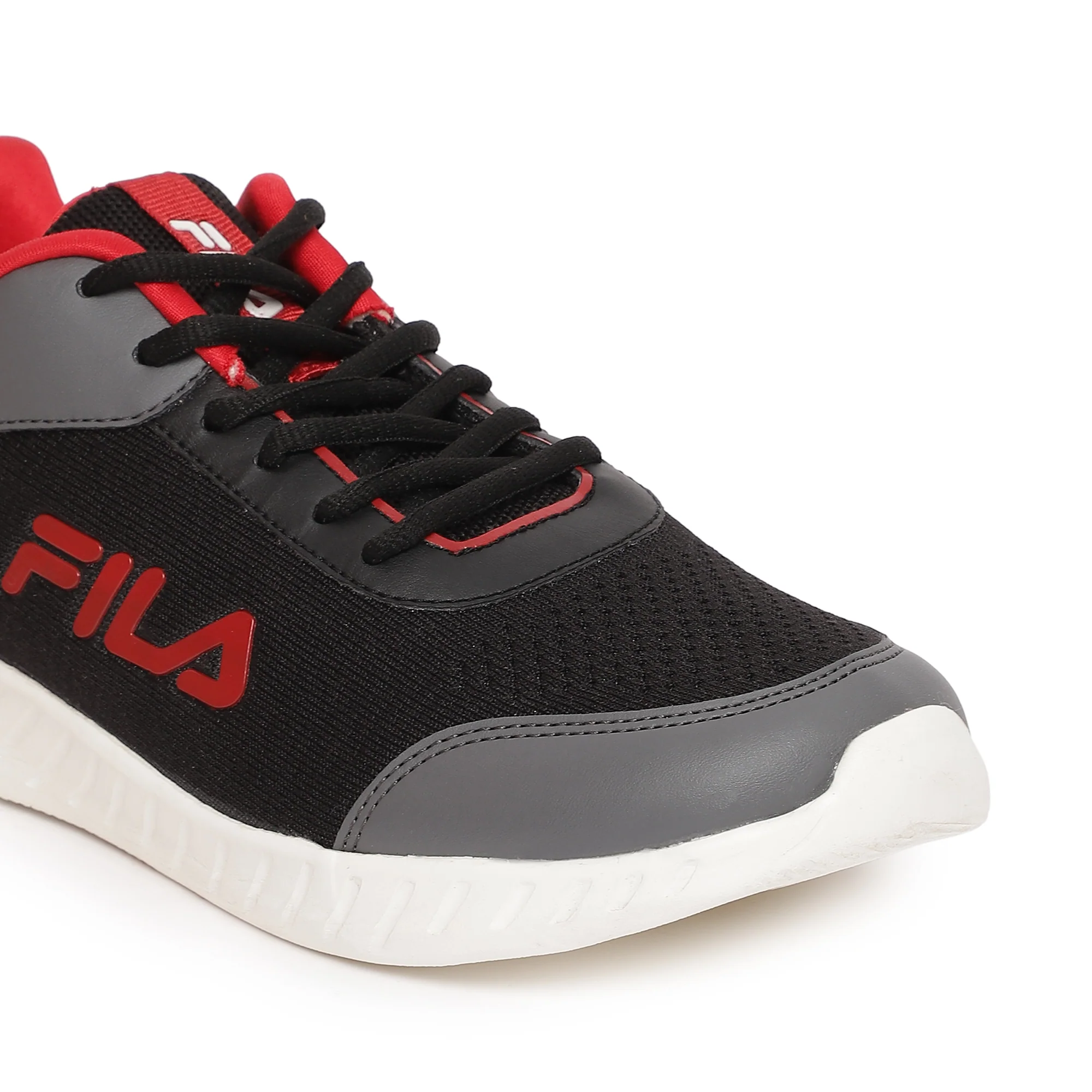 Fila White Karto Plus Men's Running Shoes - Image 5