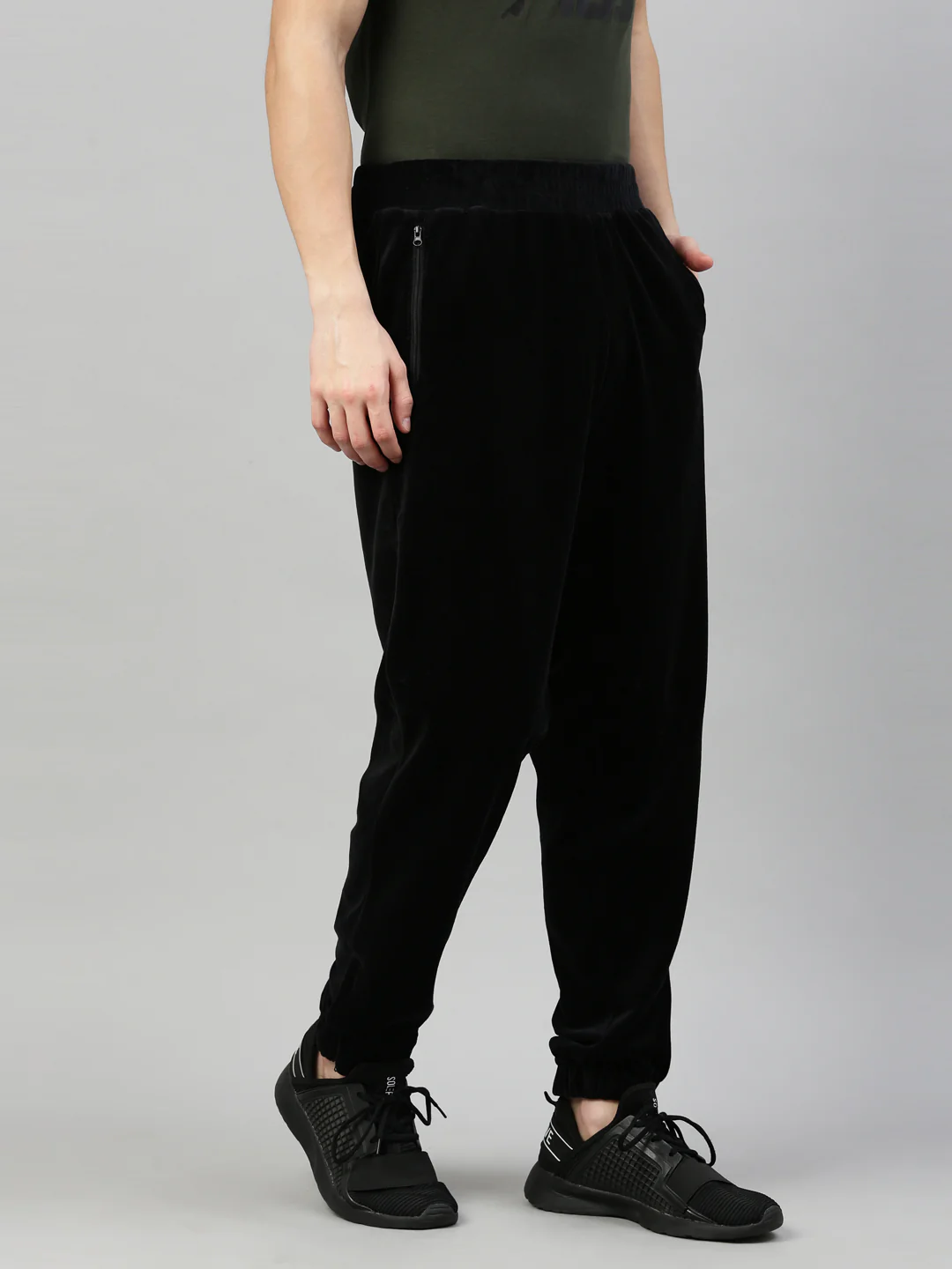 Fila White Dortmund Men's Cuffed Jogger - Image 3