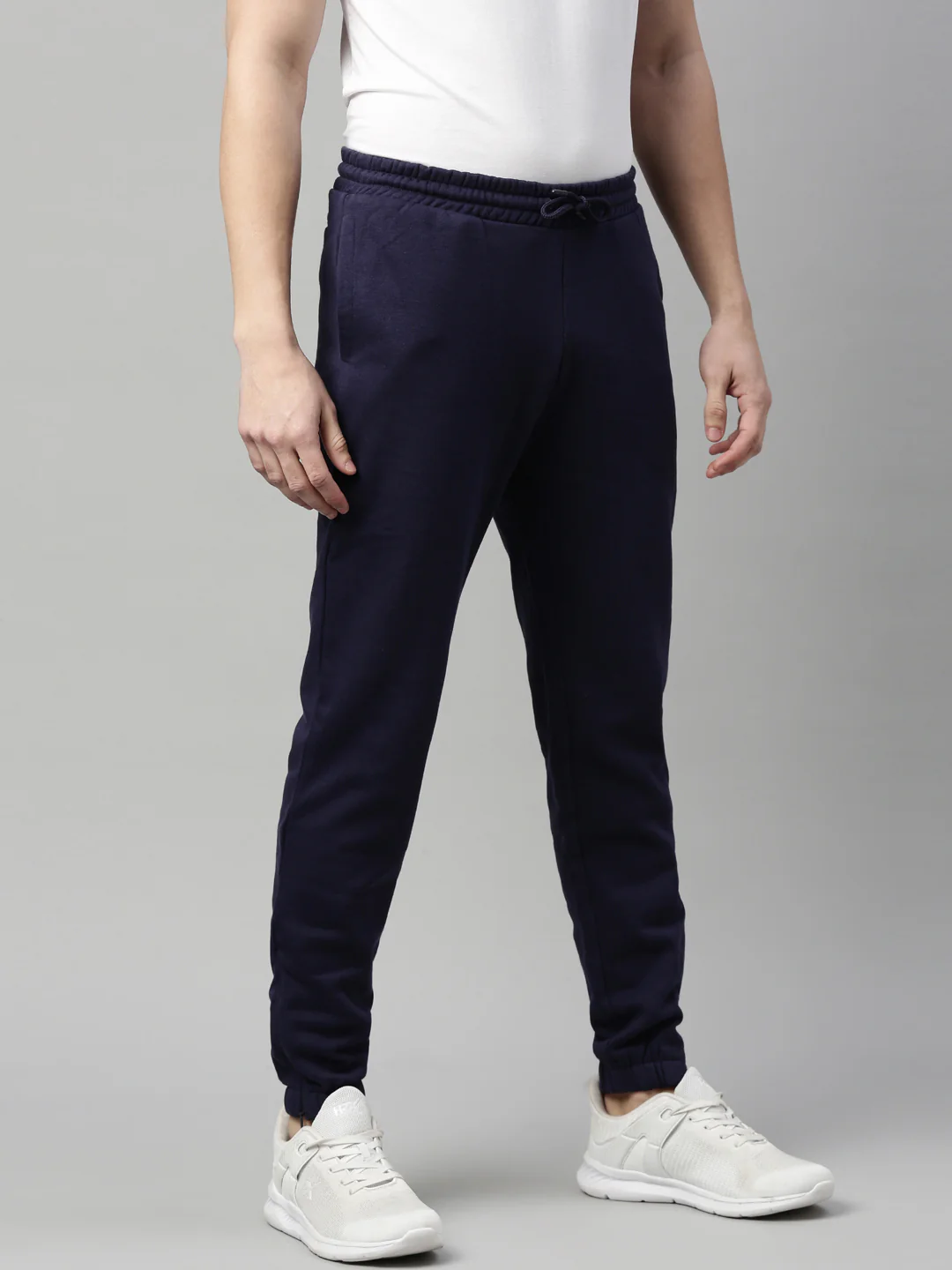 Fila Red Woodrow Men's Cuffed Jogger - Image 3