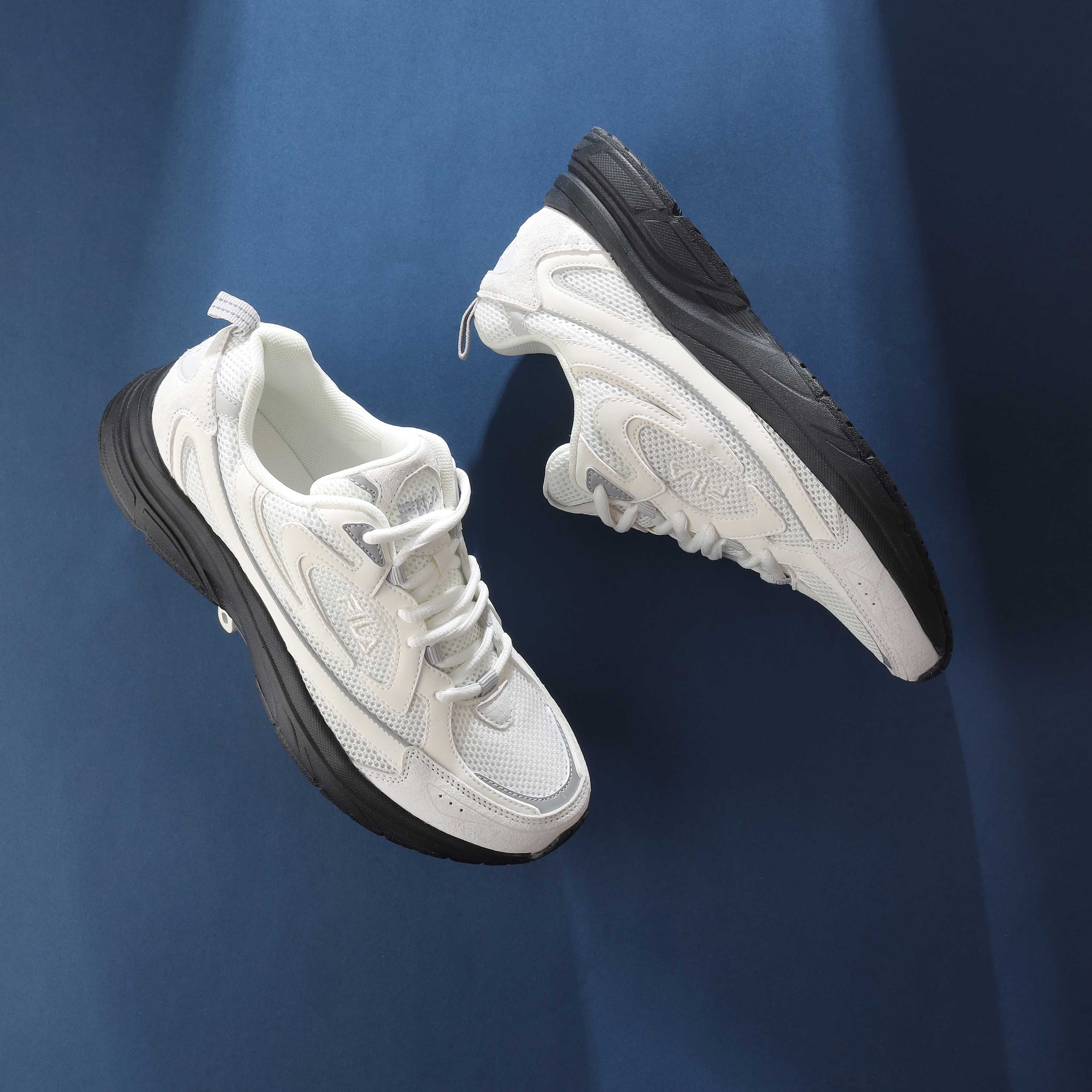 Fila Men White Volante Evo Lx Shoes - Image 3