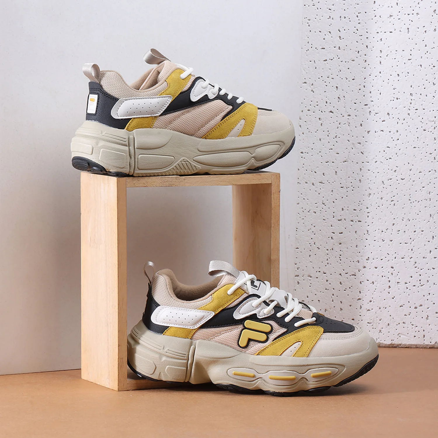 Fila Unisex Ri-Tss Ballad Beige Sneakers - Image 4