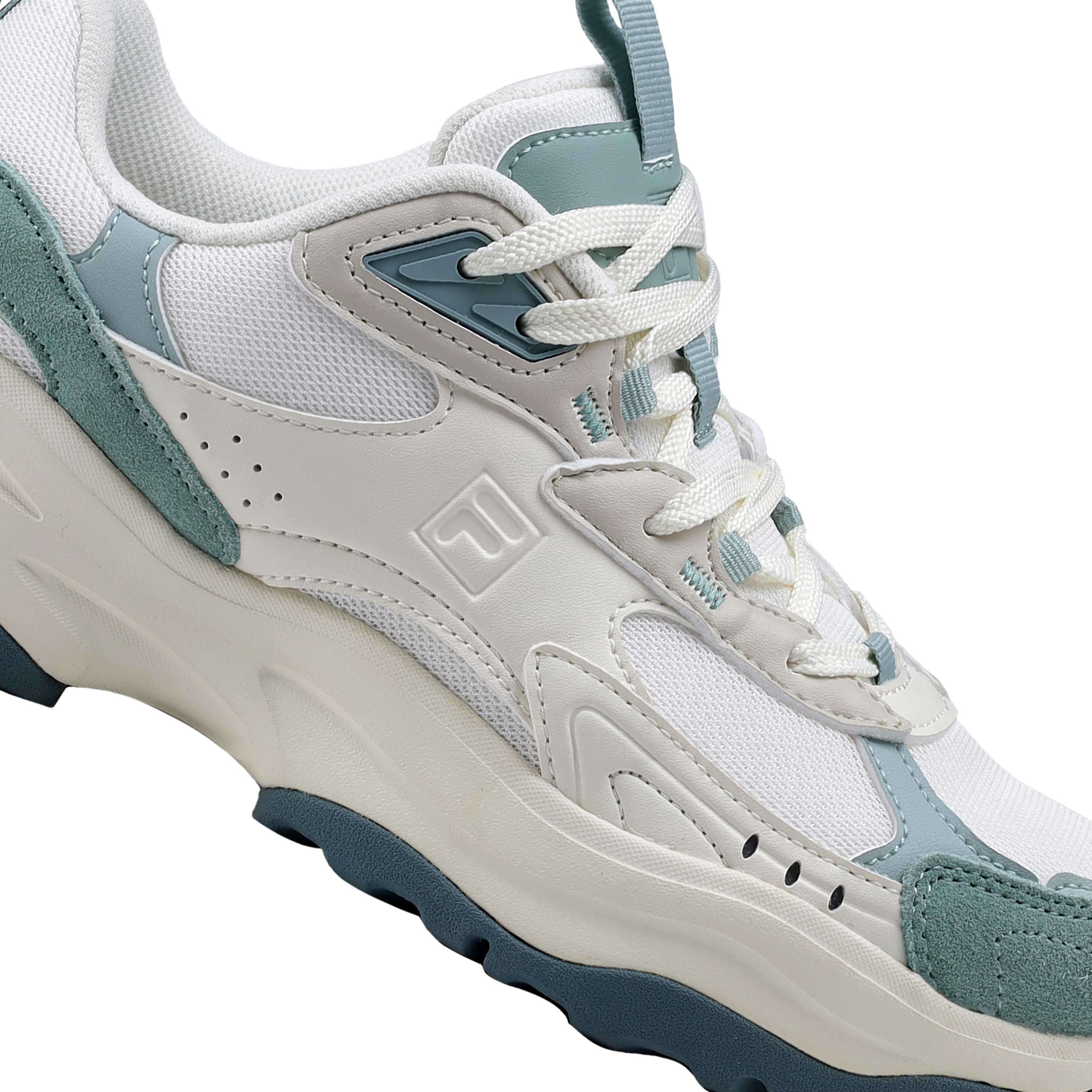 Fila Unisex White Wavy Block Shoe - Image 8