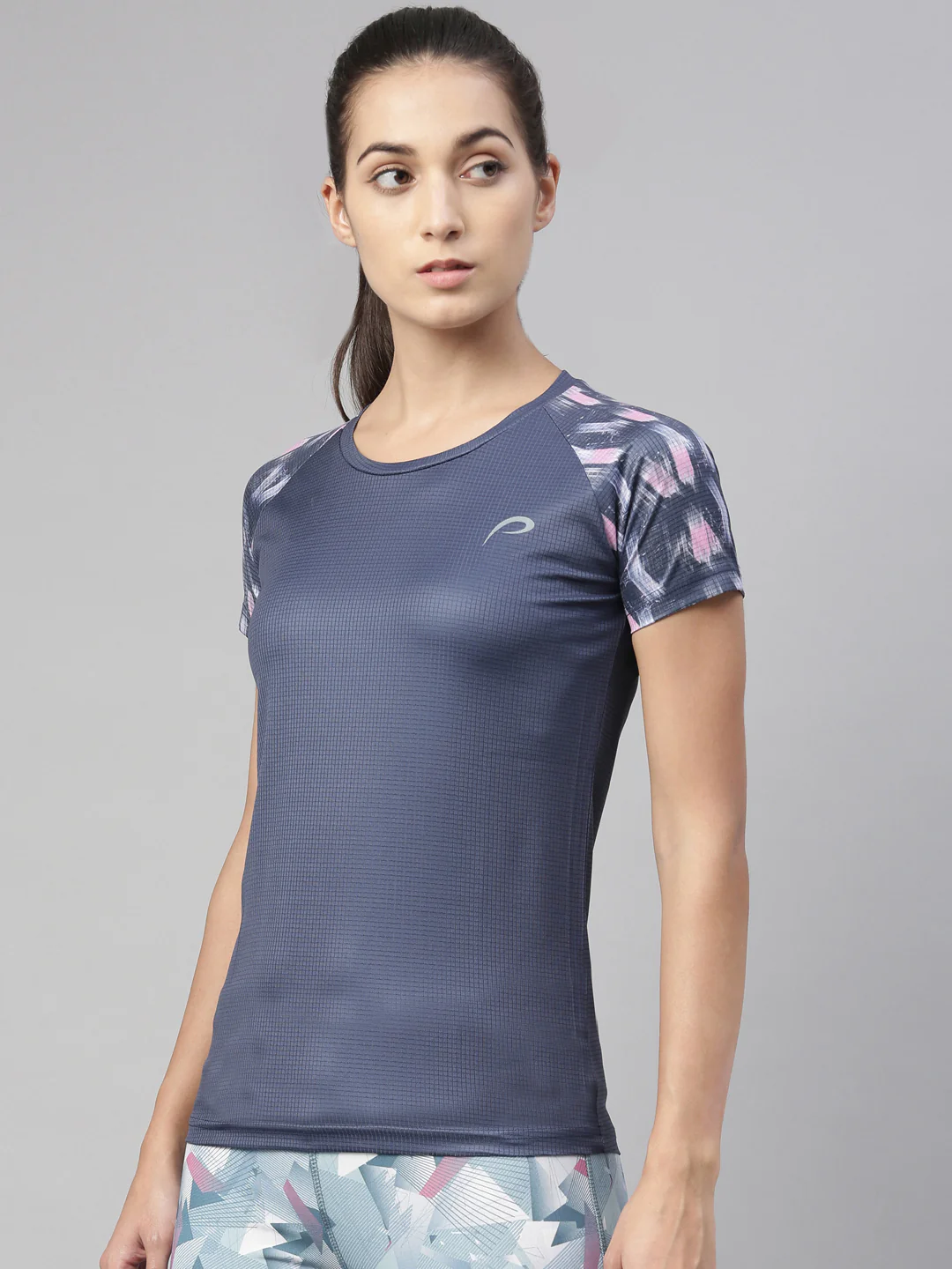 Women's Comfort Fit Sports T-Shirts - Image 2