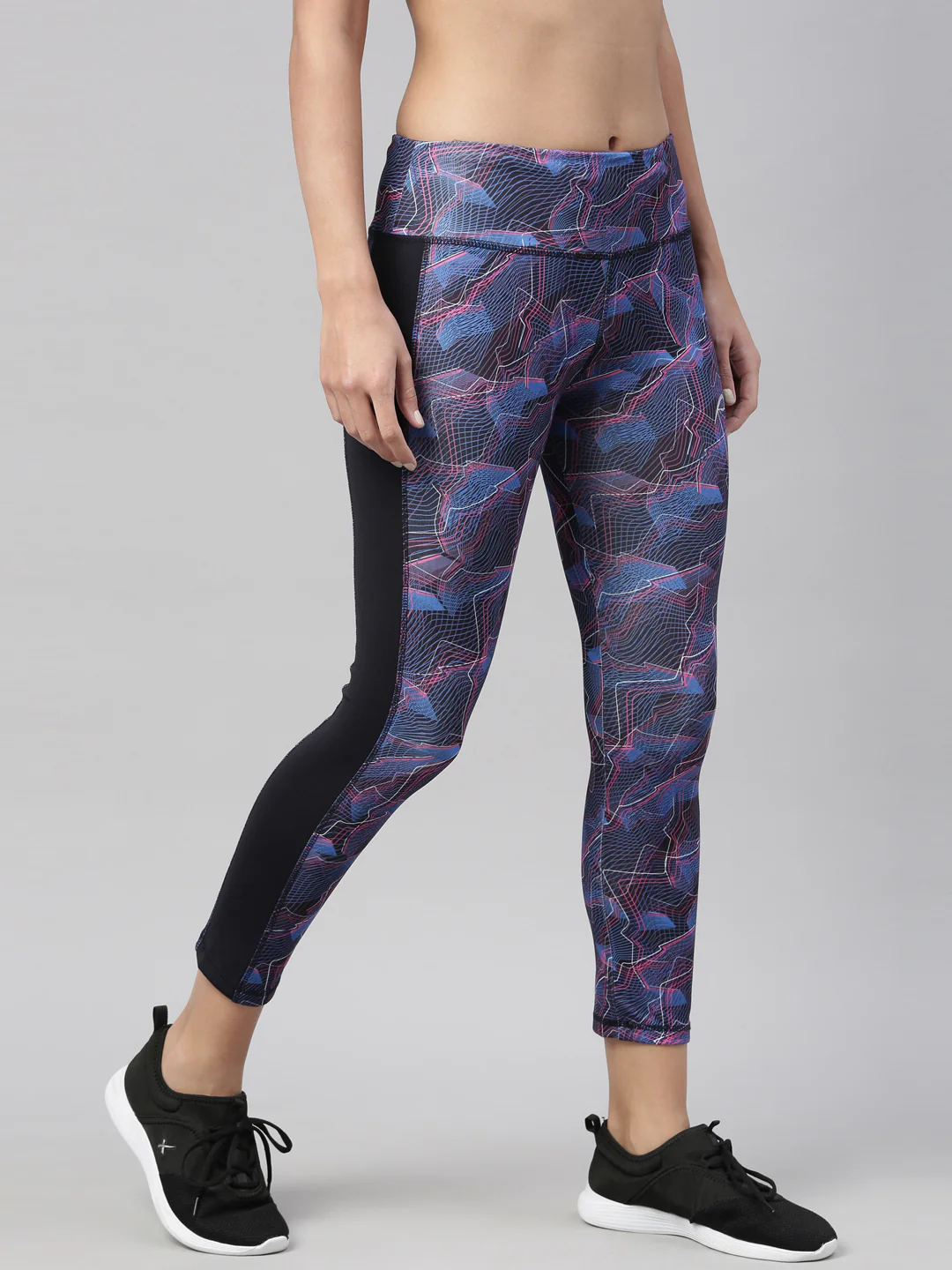 Women's Snug Fit Sports Tights - Image 3