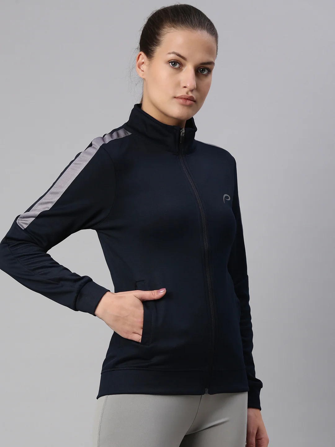 Women's Solid Gym Sweat Jacket - Image 4