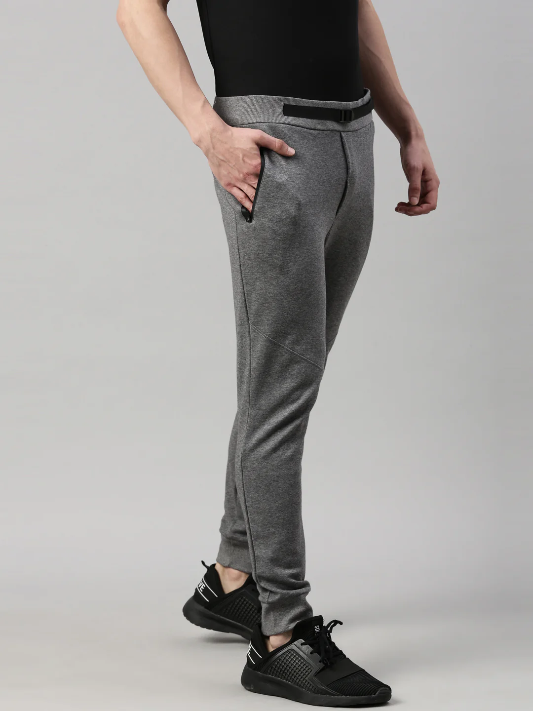 Men's Solid Comfort Fit Jogger - Image 3