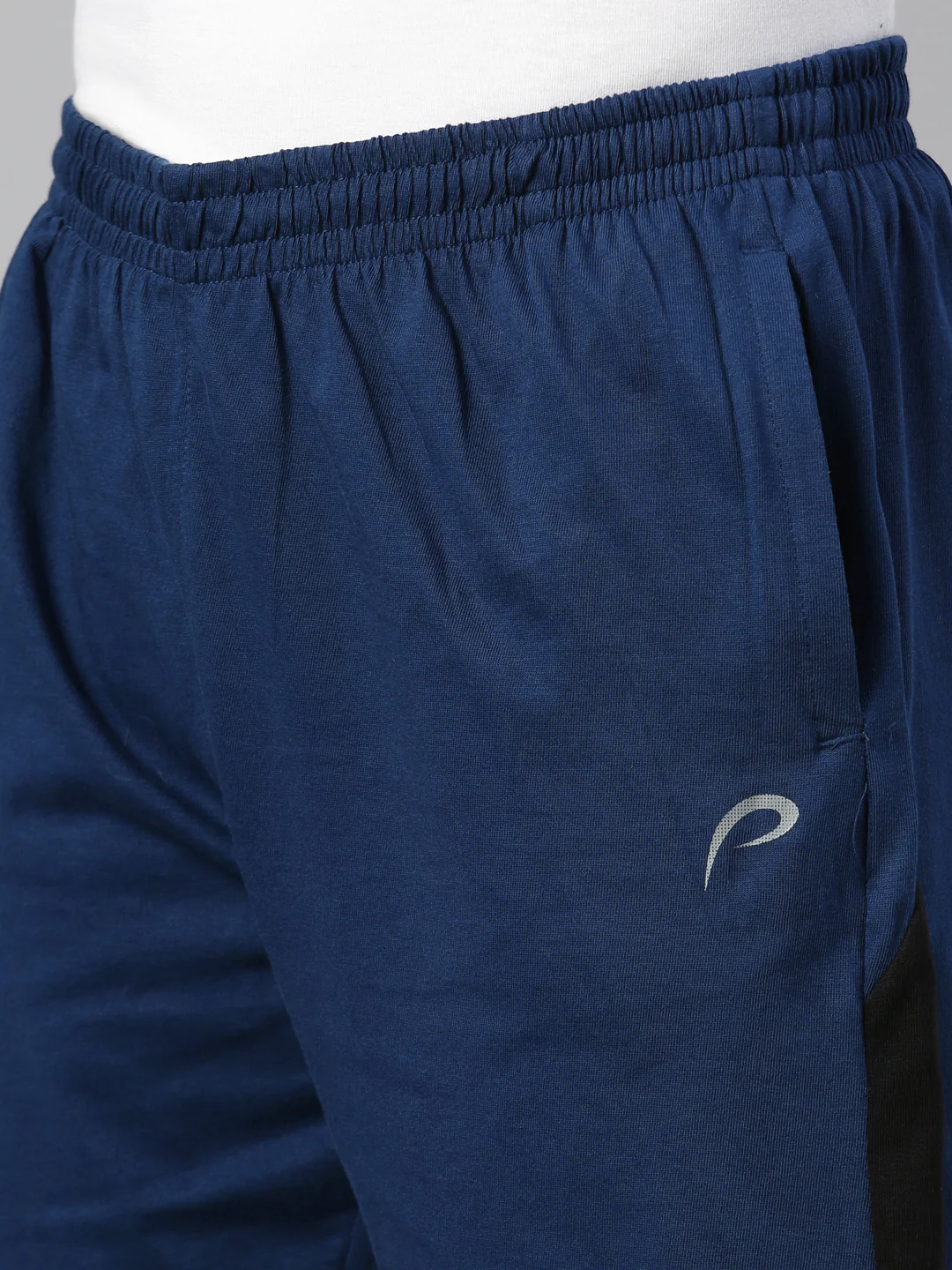 Men's Solid Shorts - Image 5