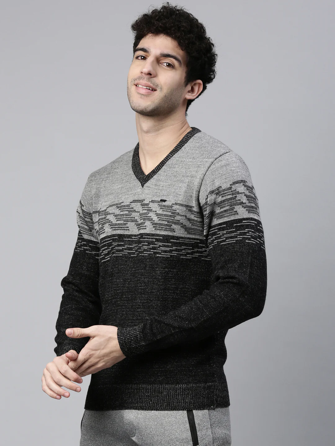 Men's Color Block Comfort Fit Jumpers - Image 3