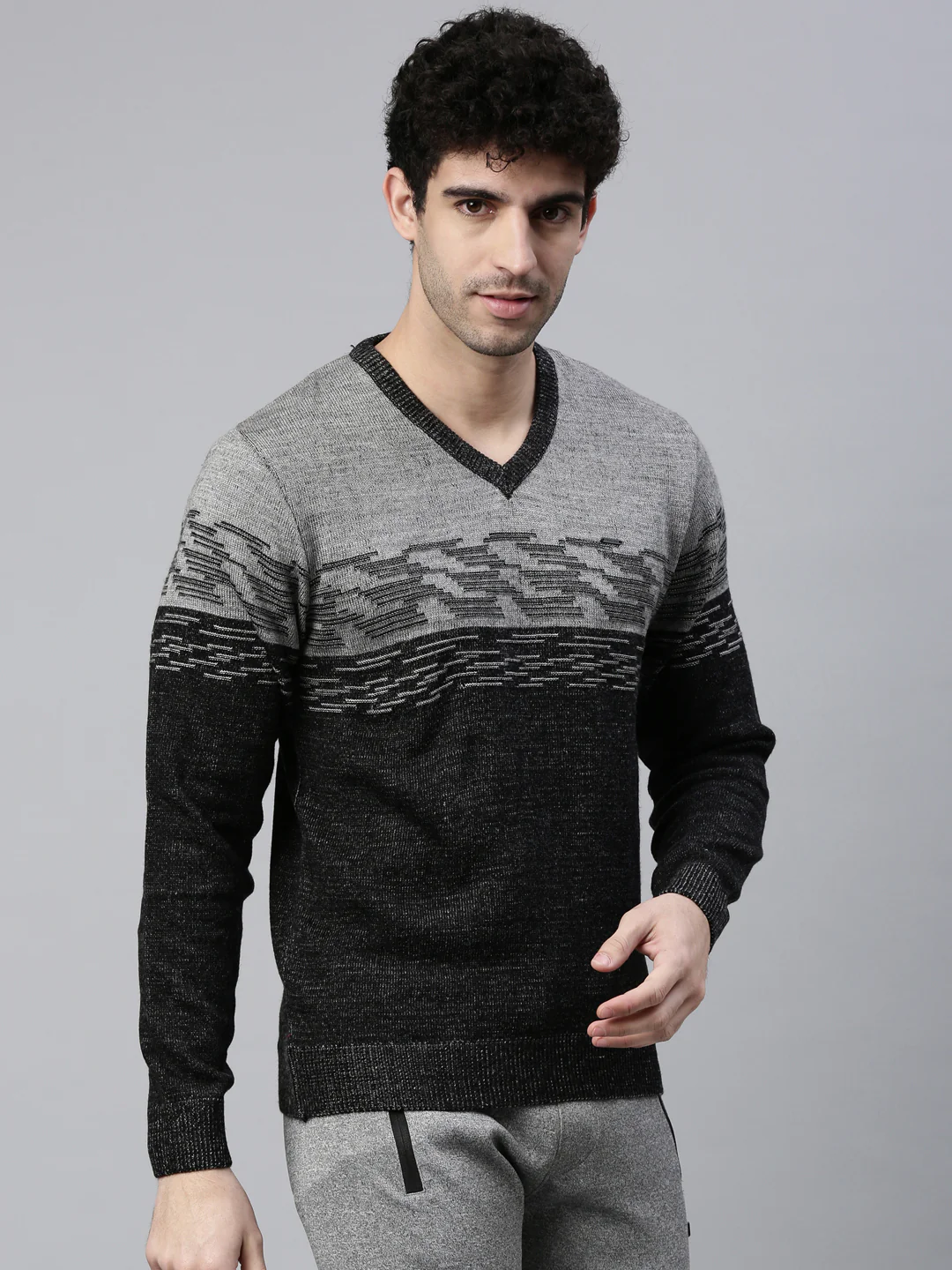 Men's Color Block Comfort Fit Jumpers - Image 4