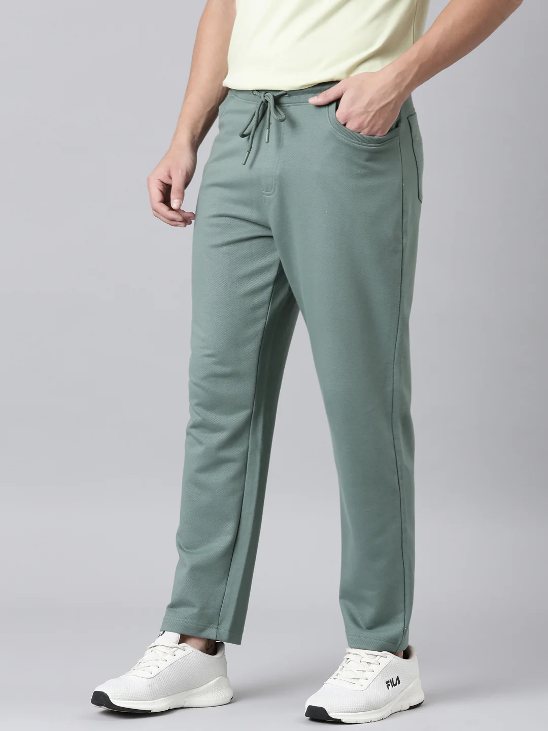 Men Green Bottom Wear Regular Fit - Image 2