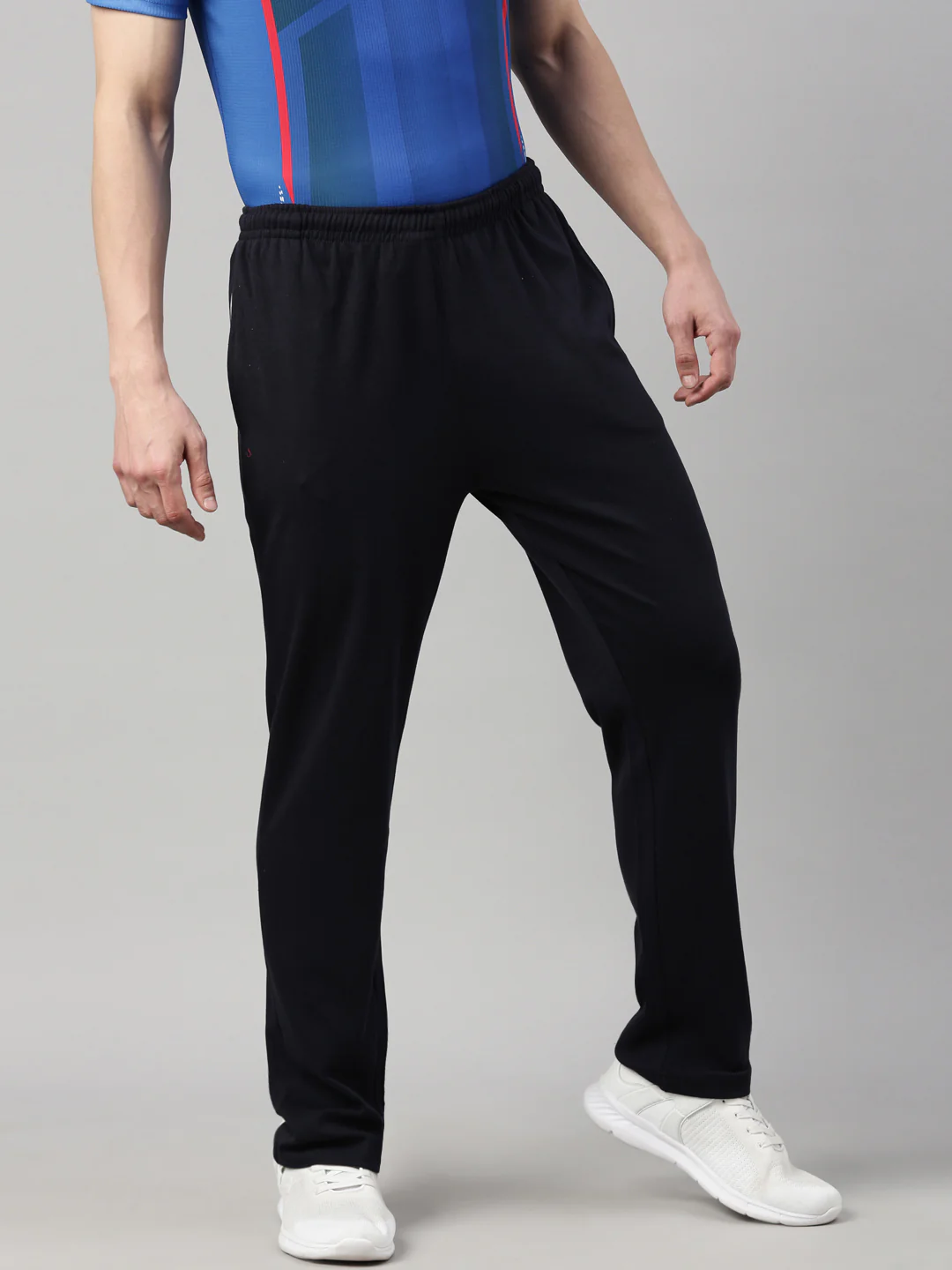 Men's Solid Classic Fit Track Pants - Image 3
